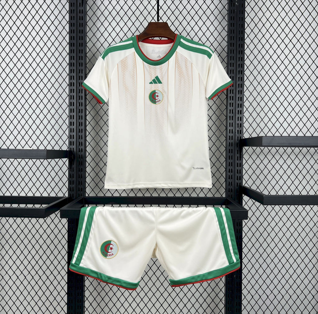 Kit enfant Maillot de l’Algérie Domicile Coupe du Monde 2026