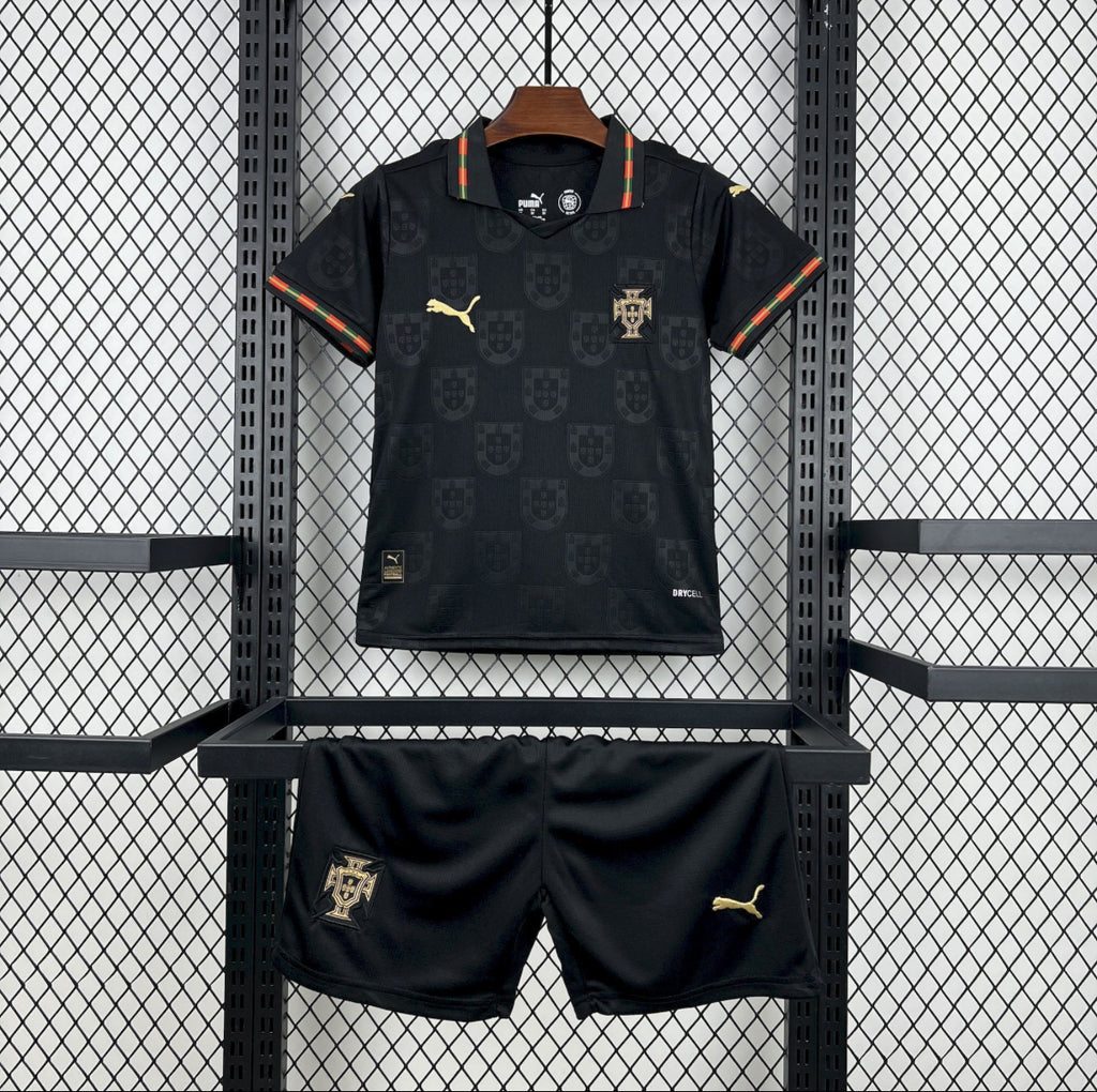 Kit enfant Maillot du Portugal Édition Spéciale Eusebio 25/26