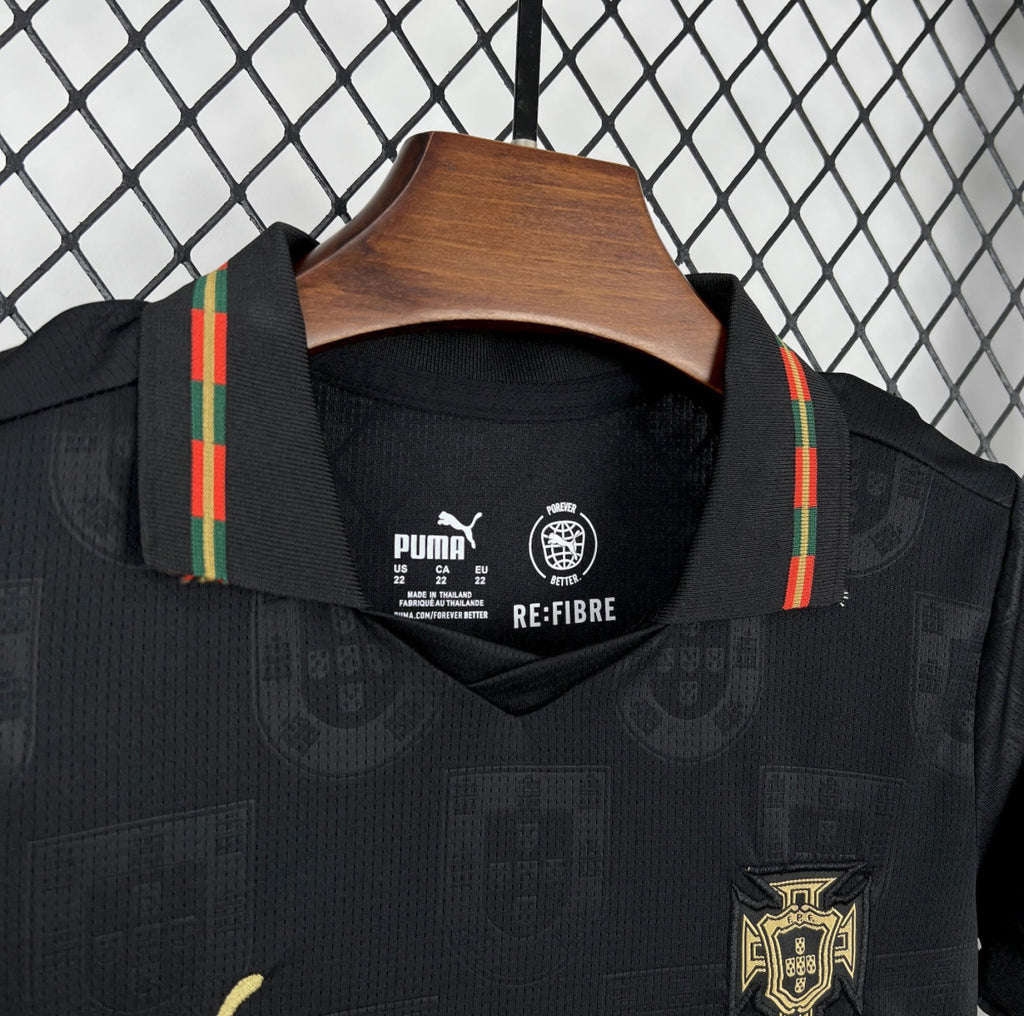 Kit enfant Maillot du Portugal Édition Spéciale Eusebio 25/26