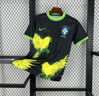 Maillot concept du Brésil Noir/oiseaux jaune 2025
