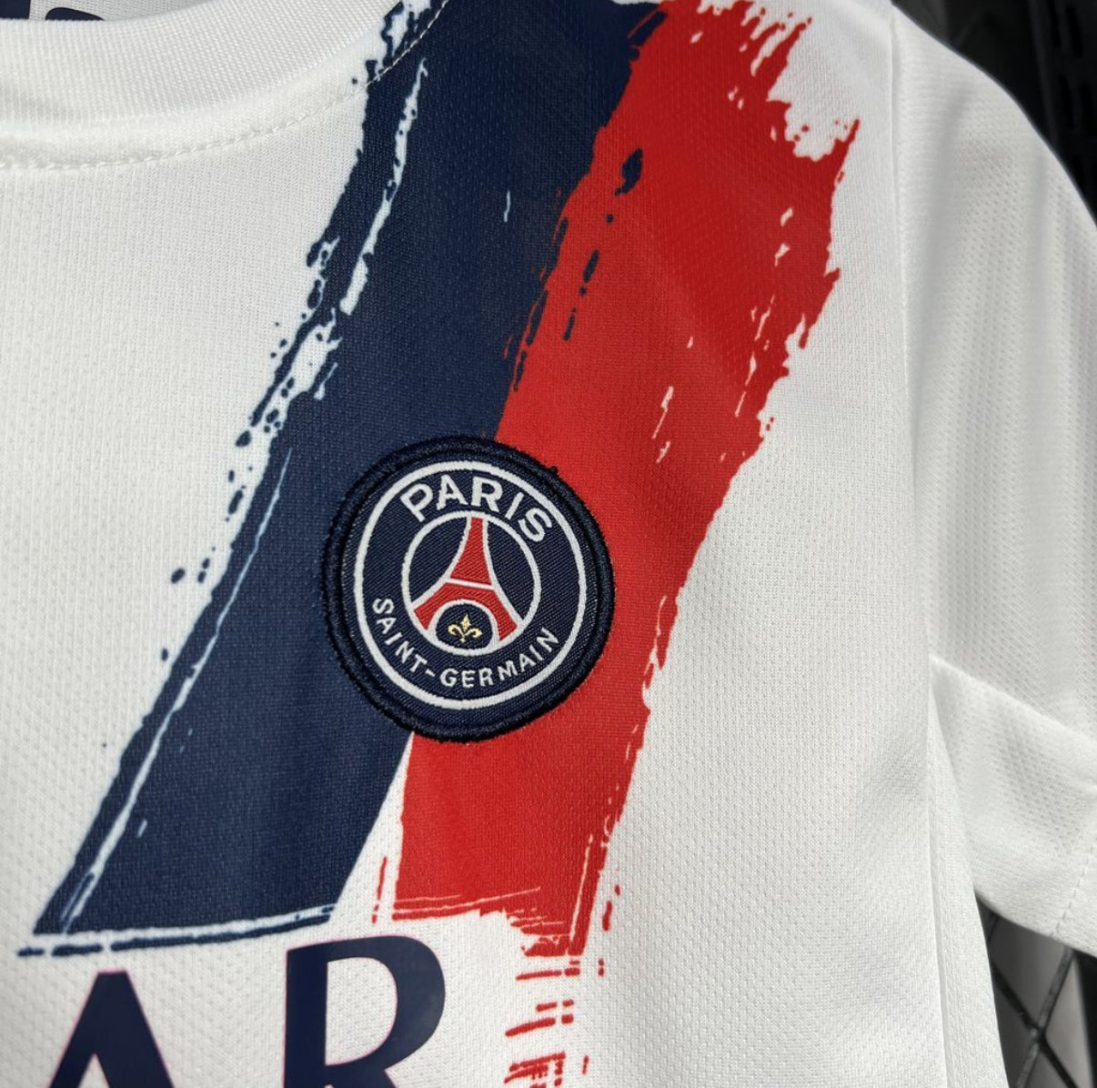 Kit enfant PSG Extérieur 2024/2025