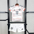 Kit enfant Bayern Munich Extérieur 2025/2026