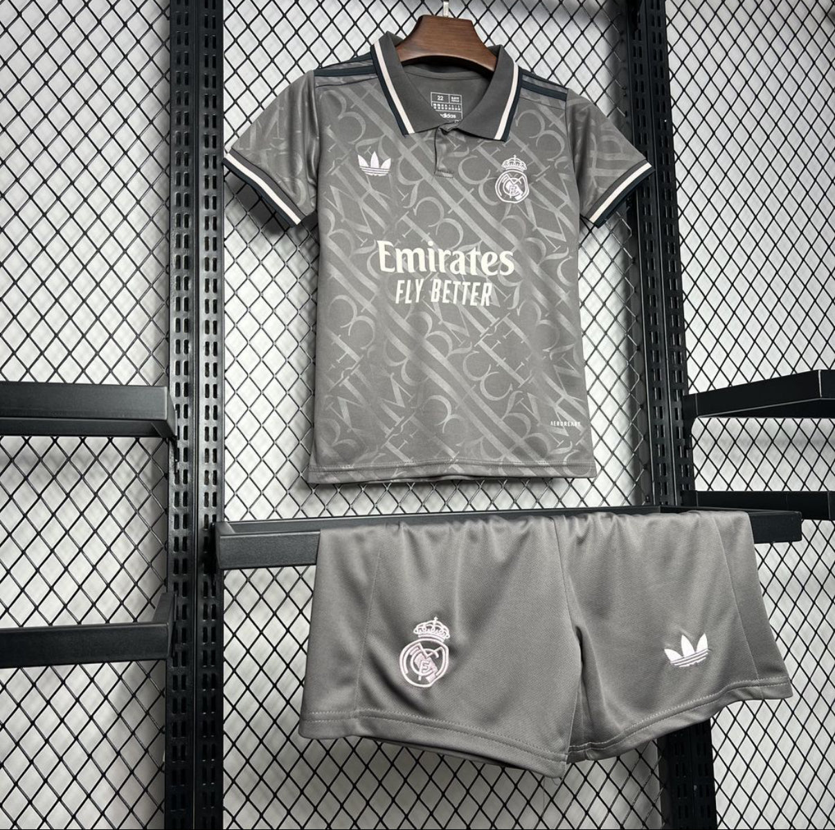 Kit enfant Réal Madrid 3ème Maillot 2024/2025