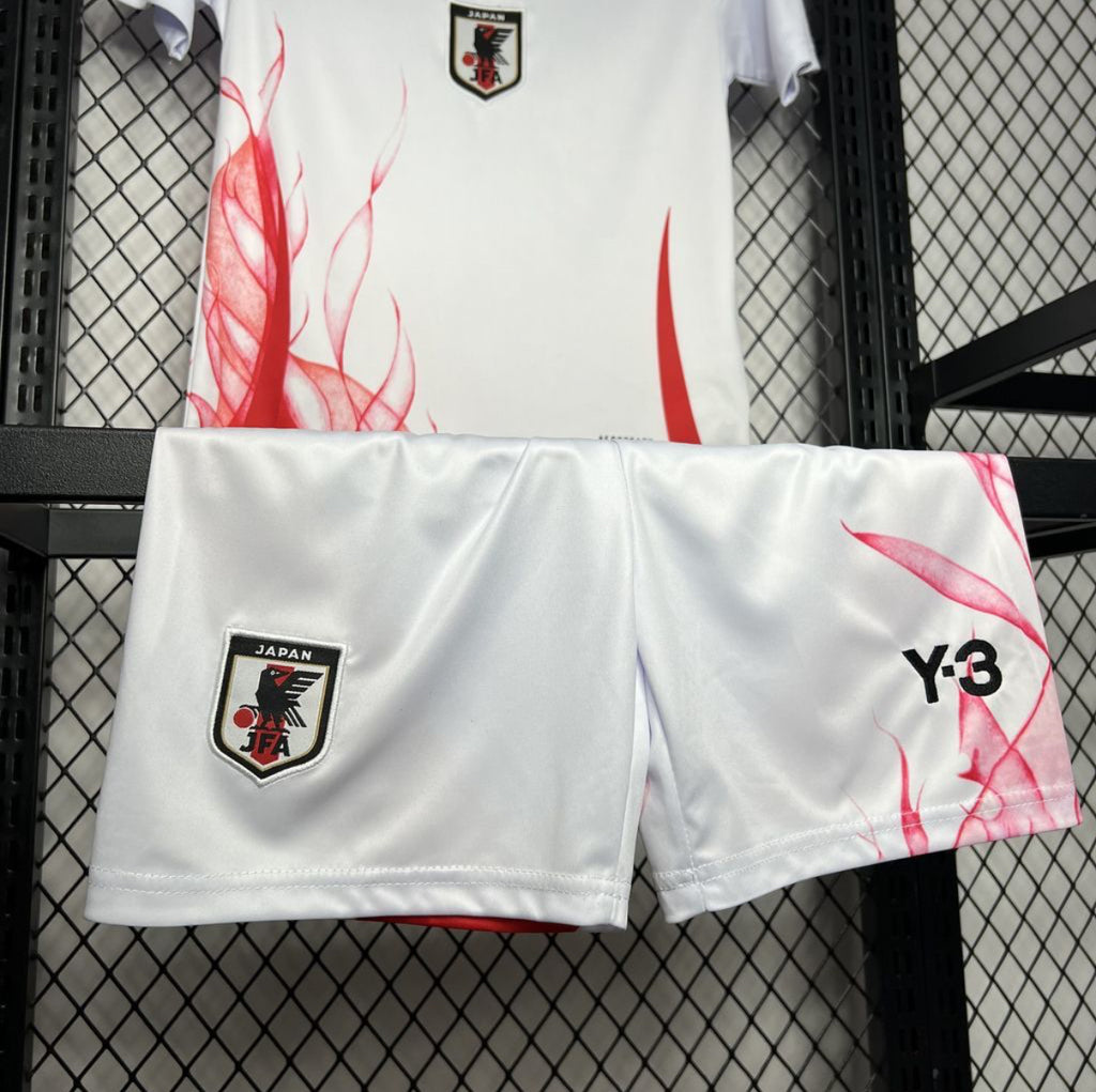 Kit enfant Japon Extérieur x Y-3 2024