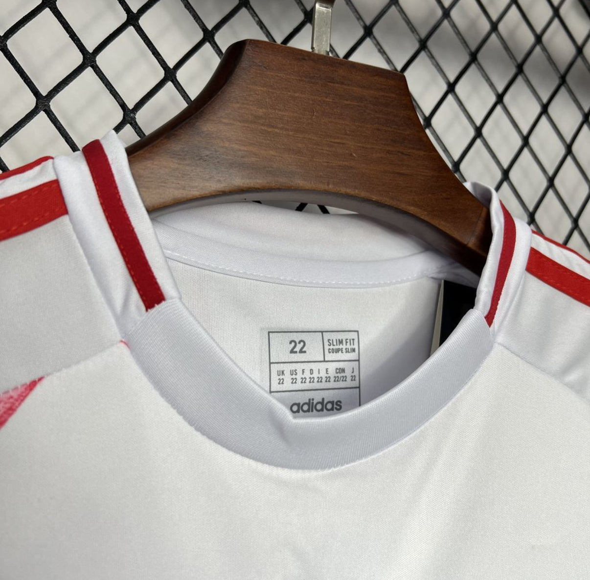 Kit enfant Japon Extérieur x Y-3 2024