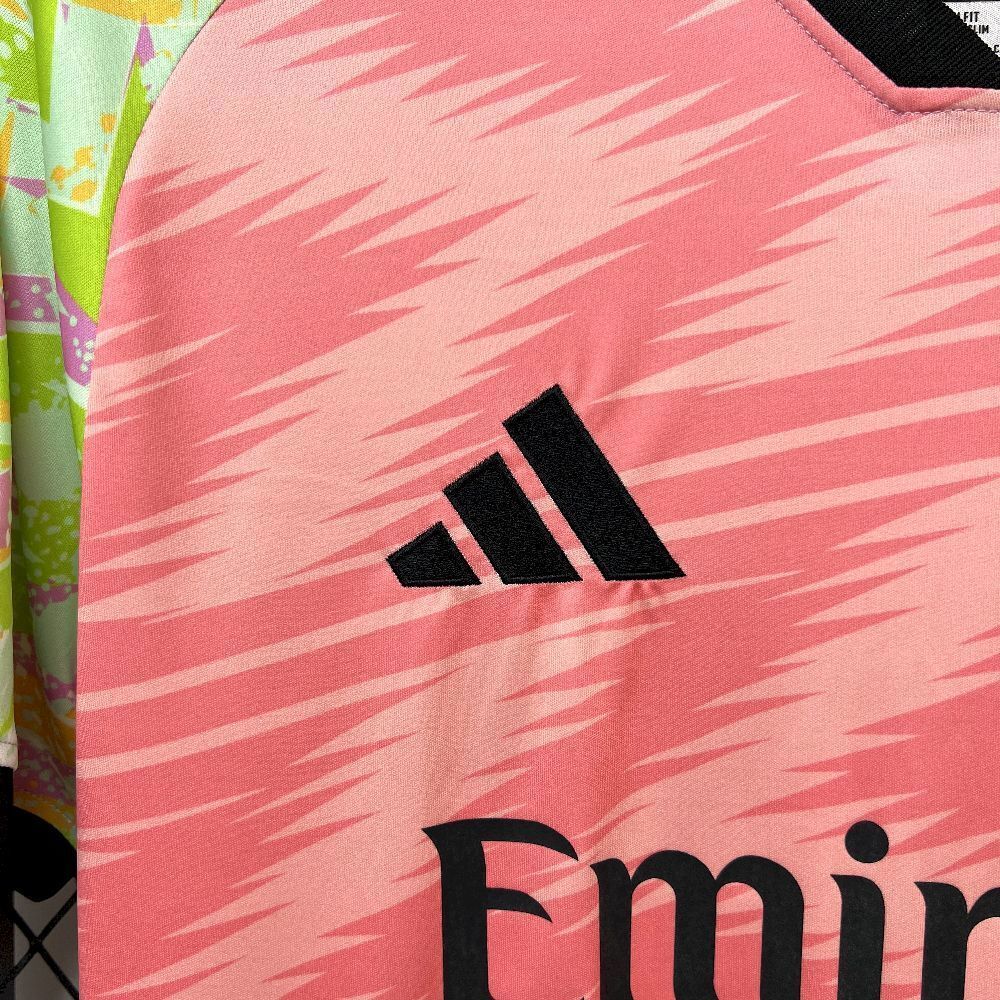 Maillot Real Madrid Entraînement 2025/2026