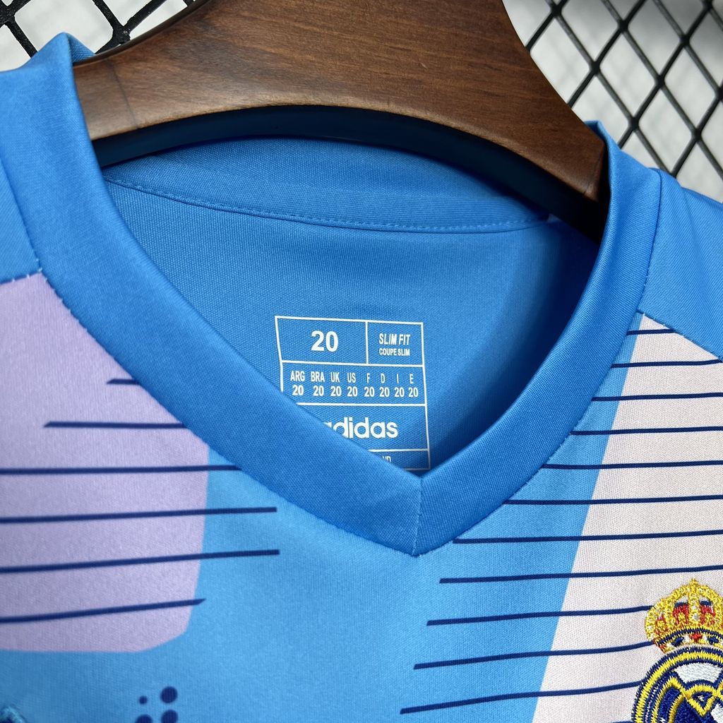 Kit enfant Real Madrid Maillot Gardien 2024/2025