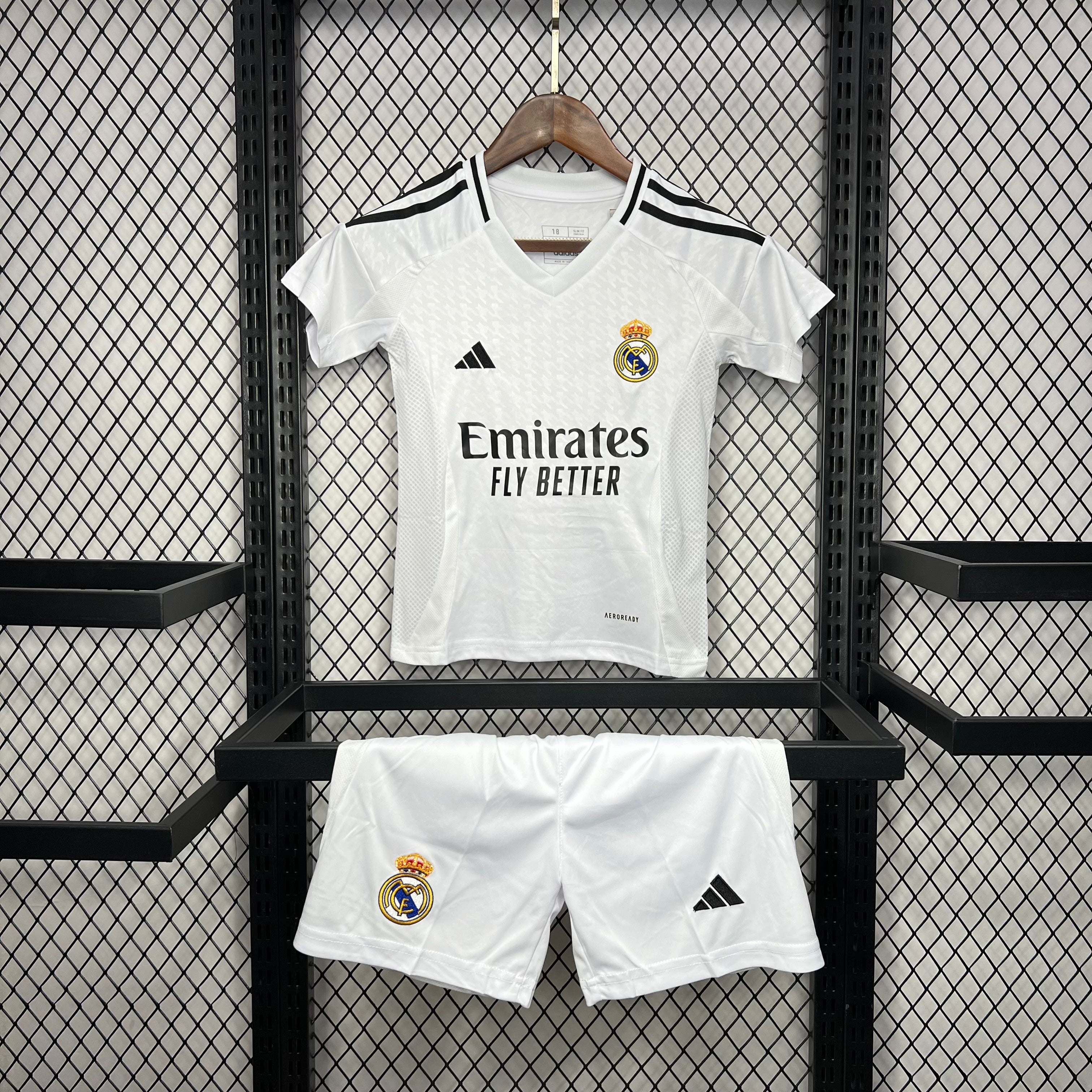 Kit enfant Real Madrid Domicile 2024/2025