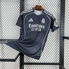 Maillot réal Madrid extérieur 25/26