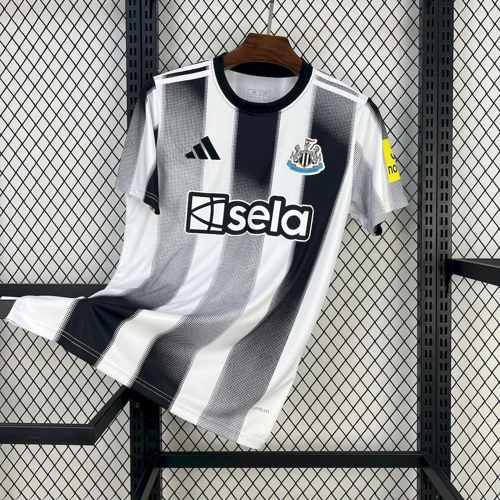 Maillot domicile newcastle 25/26