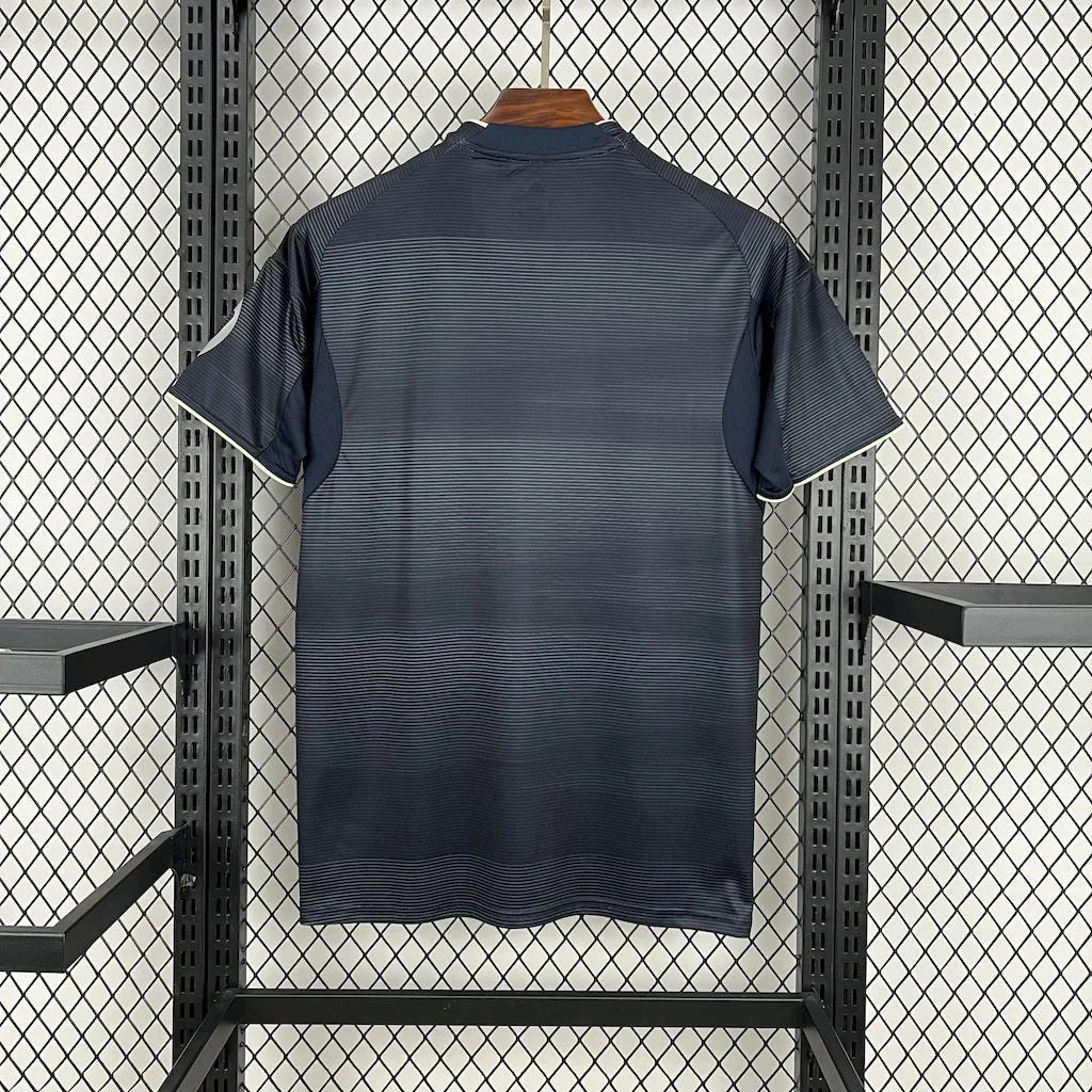 Maillot réal Madrid extérieur 25/26
