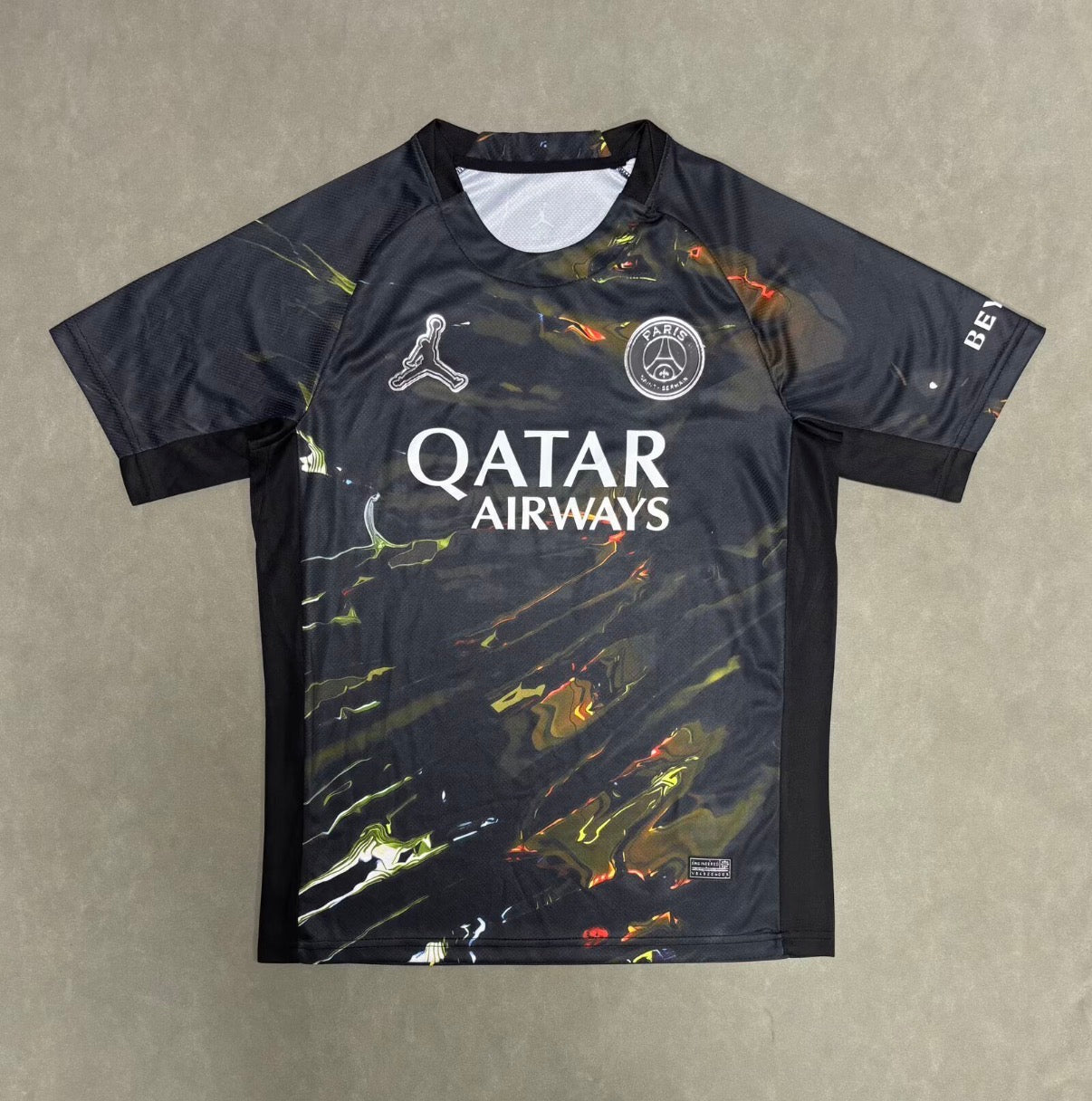 Maillot paris saint germain night édition
