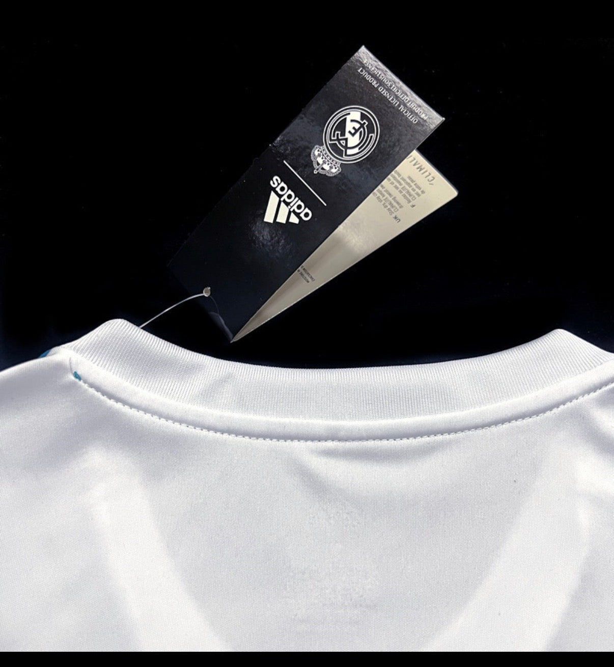 Maillot real madrid rétro 17/18