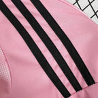 Maillot réal Madrid rose concept 2025